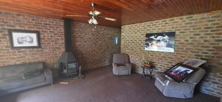 4 Bedroom Property for Sale in Potchefstroom Rural North West